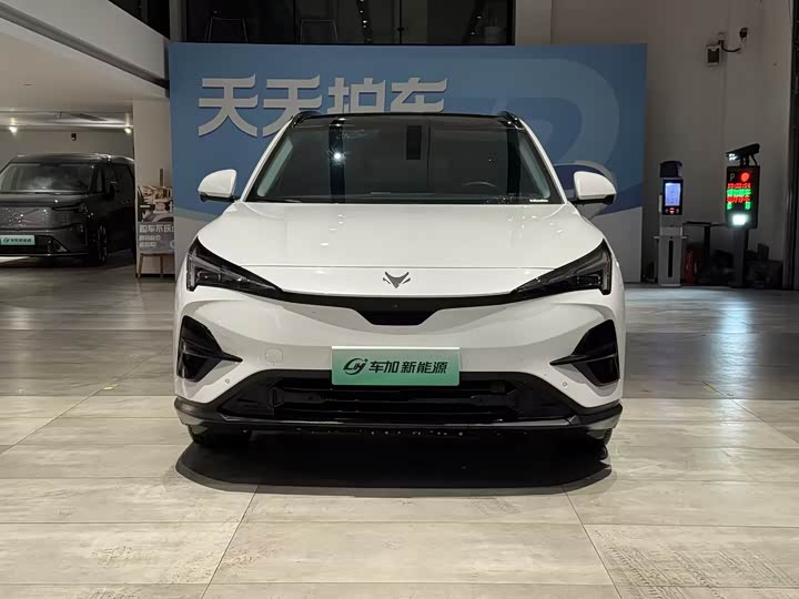 Фото 2 - BAIC Arcfox Alpha T5