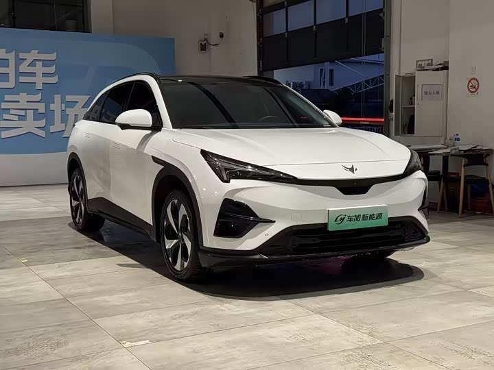 Фото 3 - BAIC Arcfox Alpha T5