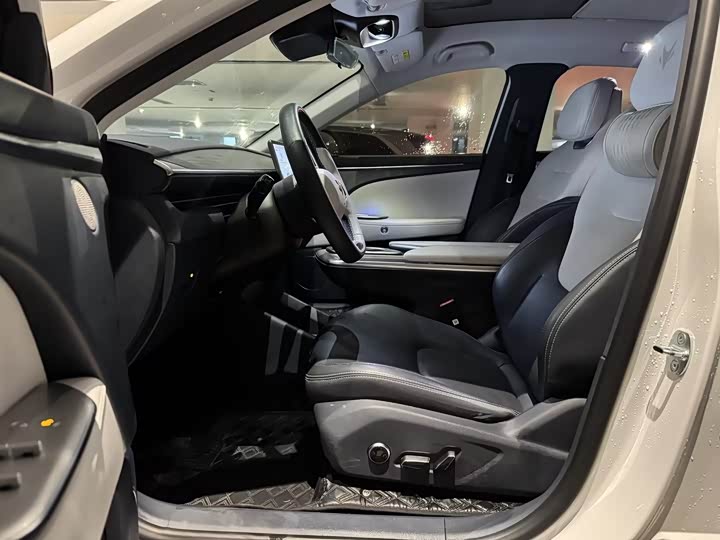 Фото 5 - BAIC Arcfox Alpha T5