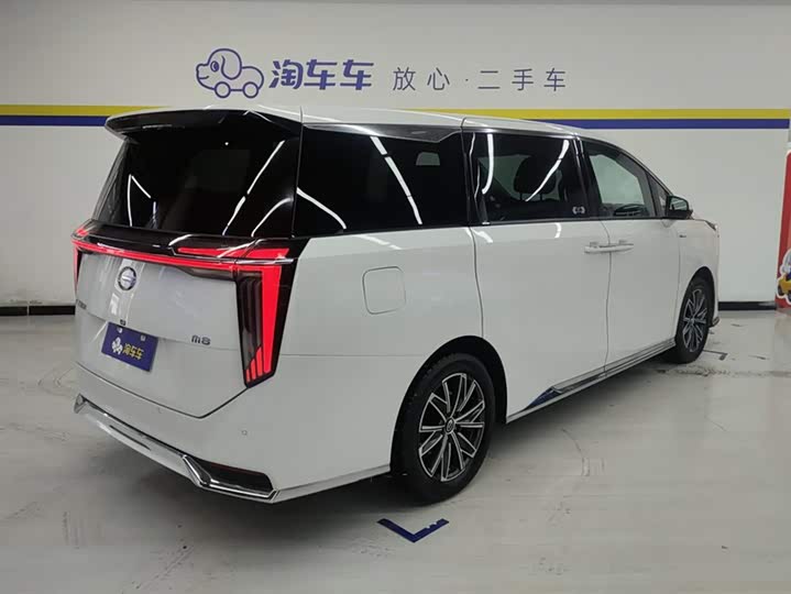 Фото 3 - GAC Trumpchi M8