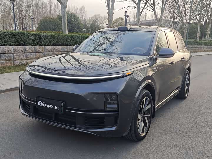 Фото 1 - LiXiang L8