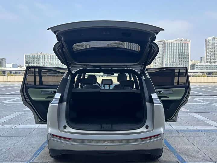 Photo 8 - GAC Aion Y