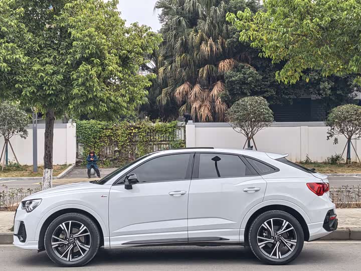 Фото 3 - Audi Q3 Sportback