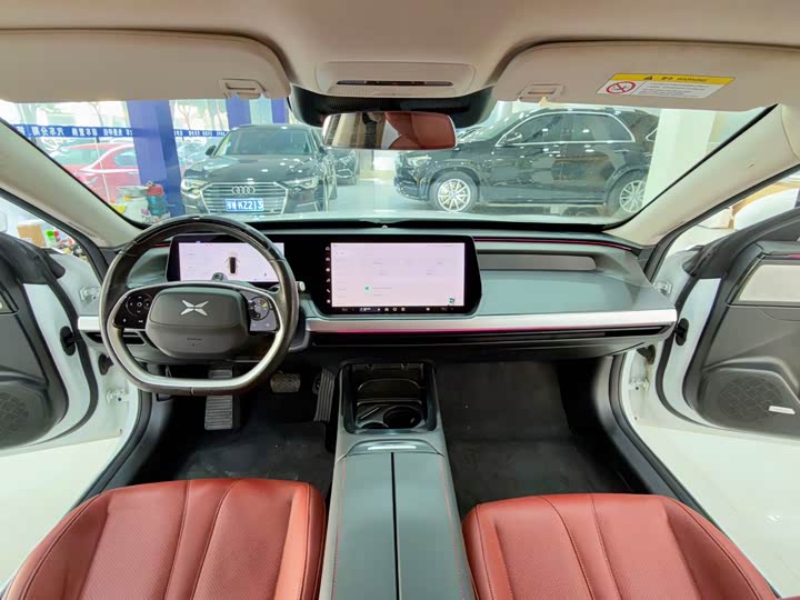 Фото 5 - XPeng P7