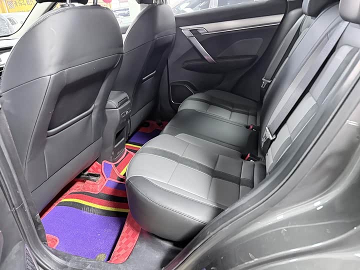 Photo 9 - Geely Coolray