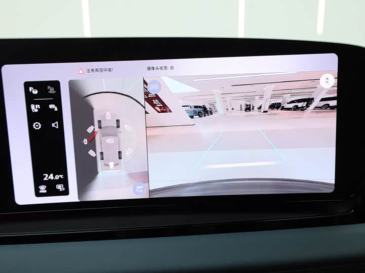 Фото 8 - Audi Q6L e-tron