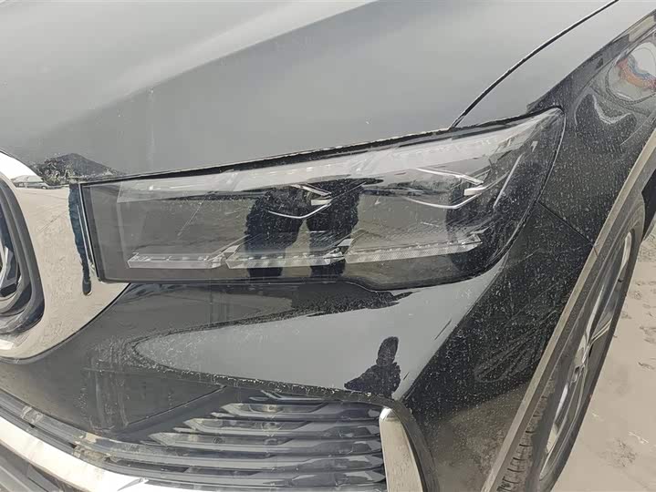 Фото 5 - Geely Monjaro