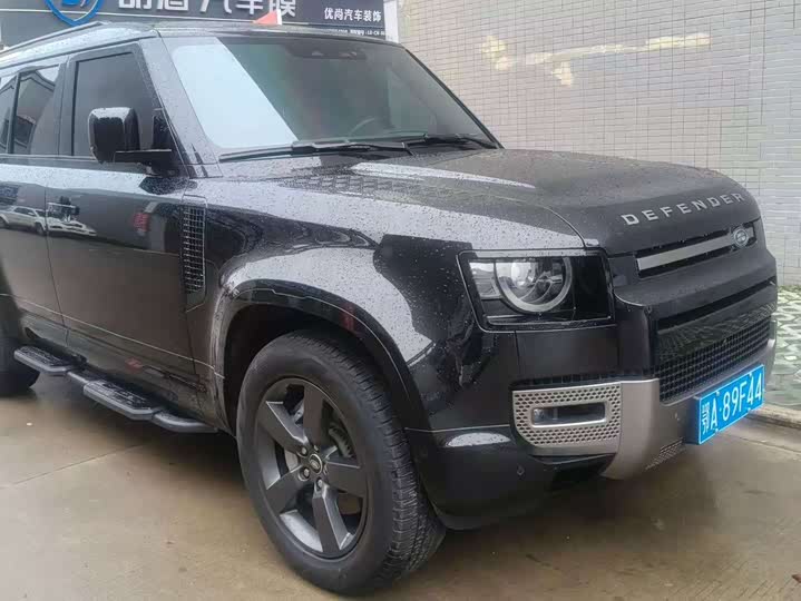 Фото 4 - Land Rover Defender