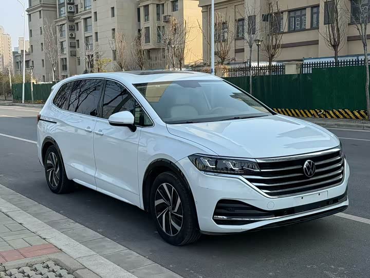 Фото 2 - Volkswagen Viloran