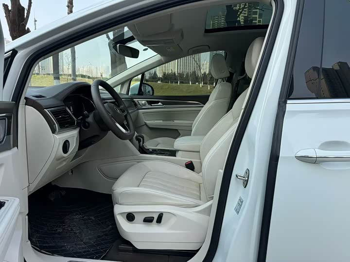 Фото 5 - Volkswagen Viloran