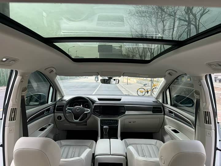 Фото 8 - Volkswagen Viloran