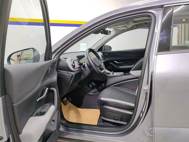 Фото 9 - BYD Sea Lion 05 DM-i Hybrid