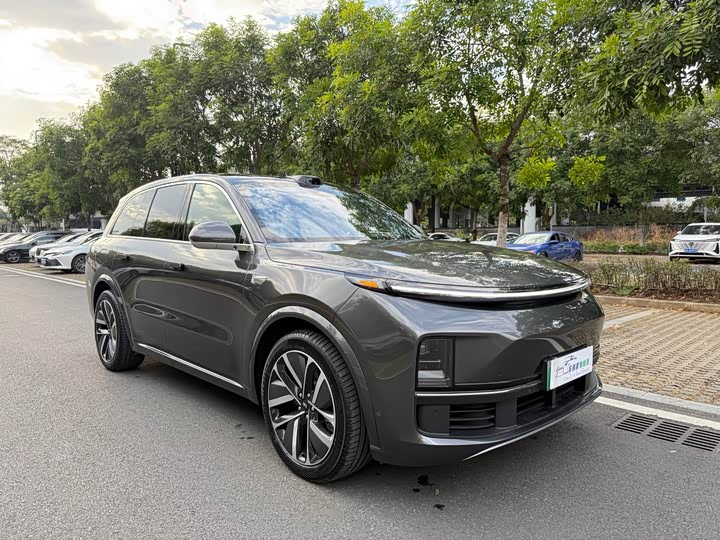 Фото 3 - LiXiang L8