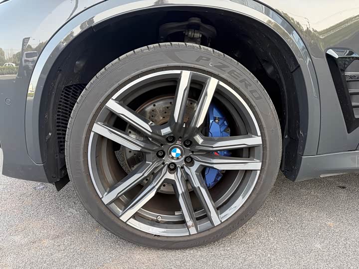 Фото 5 - BMW X5 M