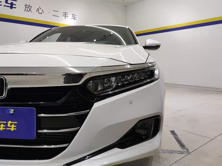 Фото 5 - Honda Accord