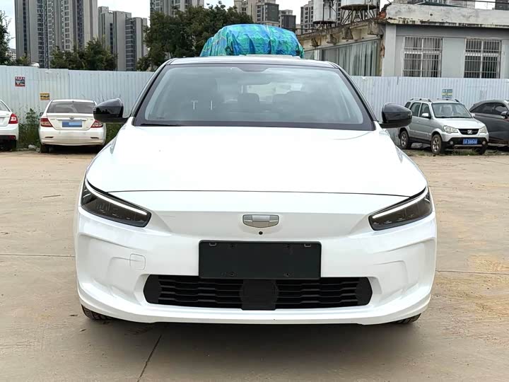 Фото 2 - Geely Geometry A