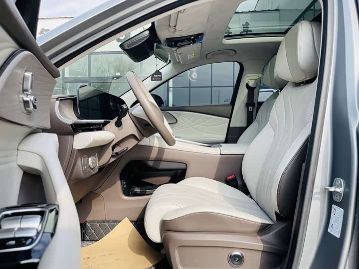 Фото 6 - Exeed RX C-DM Hybrid