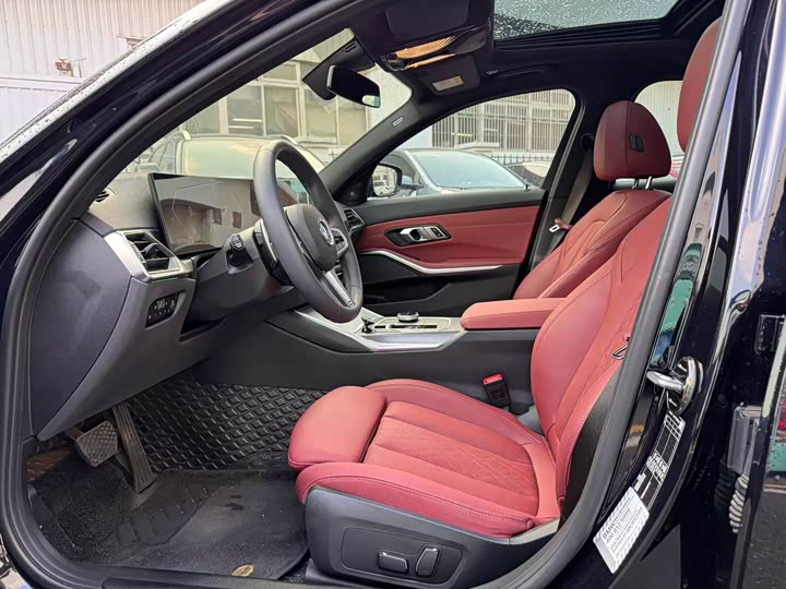 Фото 4 - BMW 3 Series