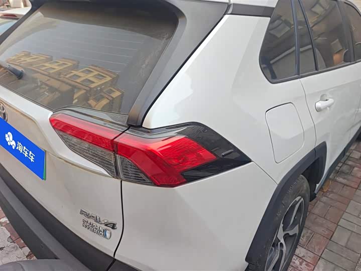 Фото 3 - Toyota RAV4 Hybrid