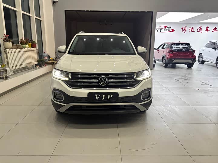 Фото 1 - Volkswagen Tacqua