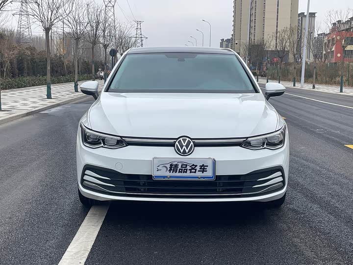 Фото 2 - Volkswagen Golf