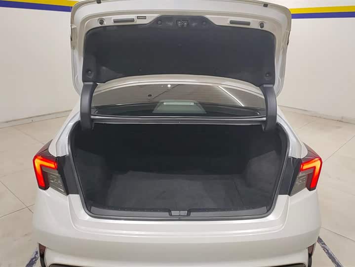 Фото 4 - Honda Integra