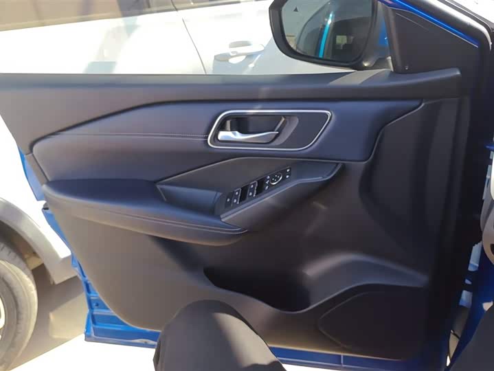 Фото 7 - Nissan Qashqai