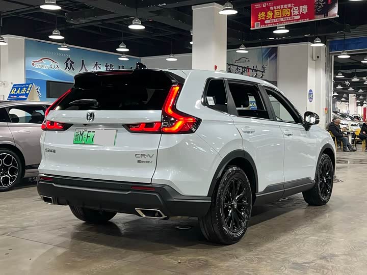 Фото 6 - Honda CR-V Hybrid