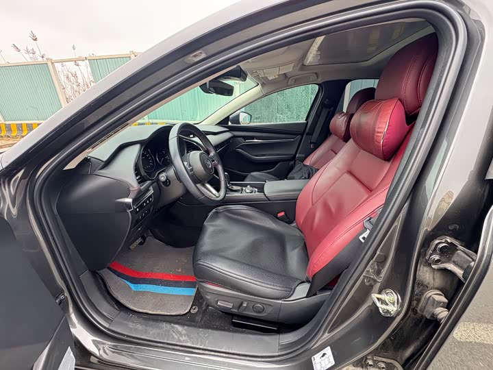 Фото 8 - Mazda 3 (Axela)