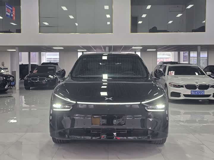 Фото 2 - XPeng G7