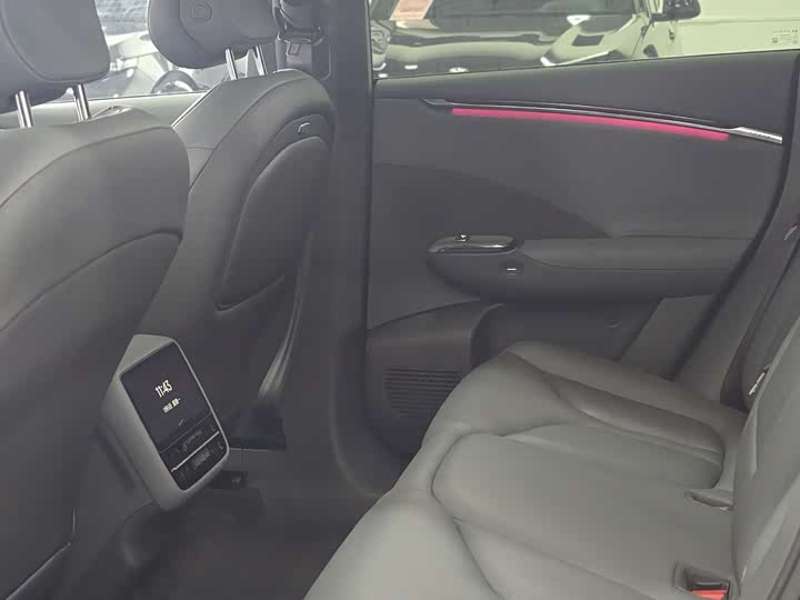 Фото 7 - XPeng G7