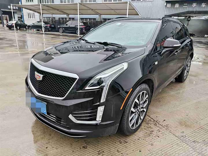 Фото 1 - Cadillac XT5