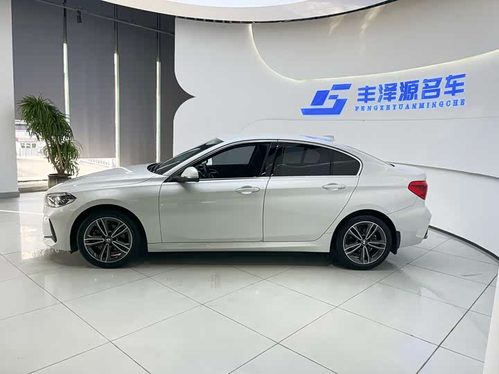 Фото 2 - BMW 1 Series