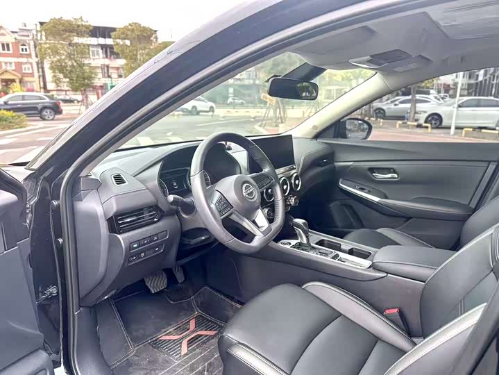 Фото 7 - Nissan Sylphy