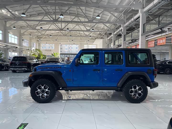 Photo 3 - Jeep Wrangler