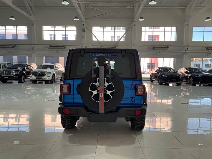 Photo 5 - Jeep Wrangler