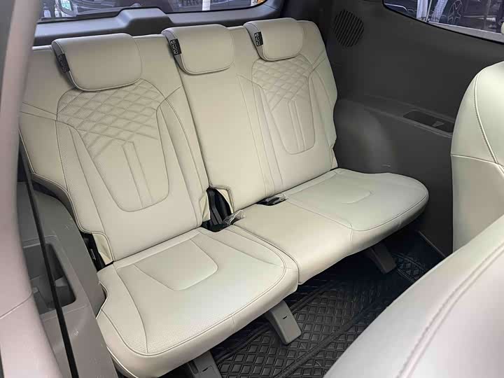 Фото 8 - Hyundai Custo