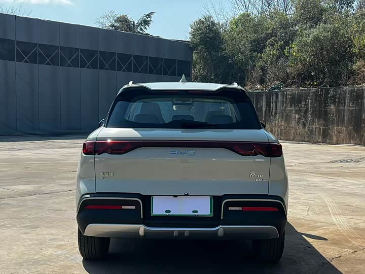 Фото 8 - BYD Yuan Up