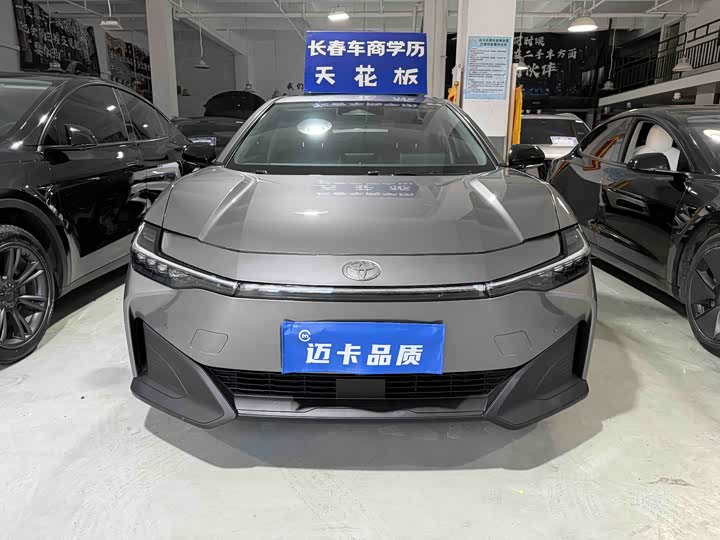 Фото 3 - Toyota bZ3