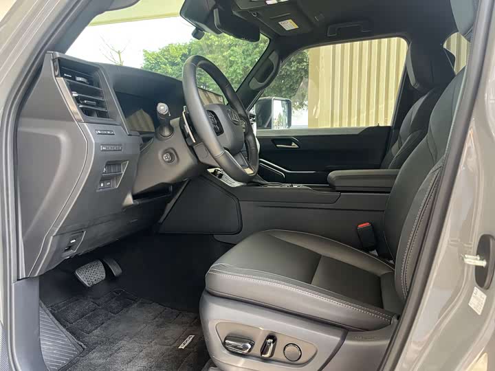 Фото 4 - Lexus GX