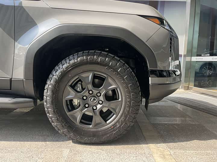 Фото 7 - Lexus GX