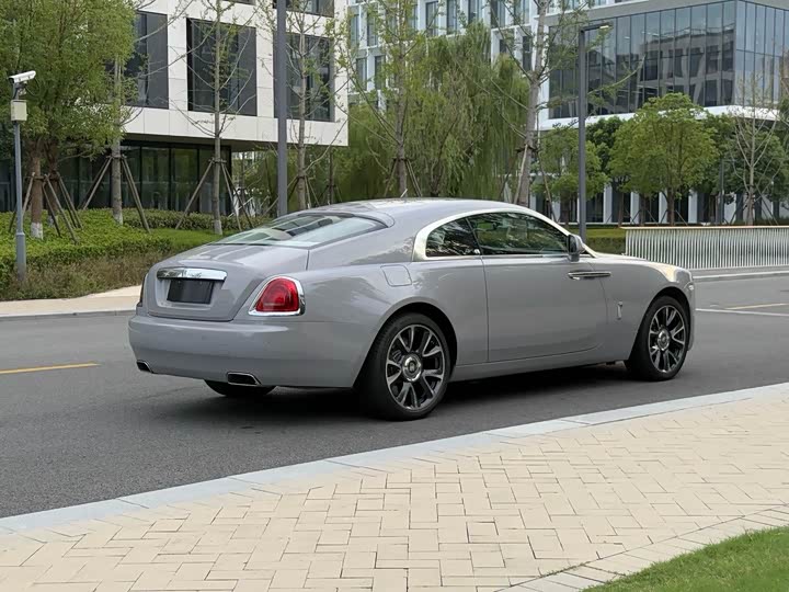Фото 5 - Rolls-Royce Wraith