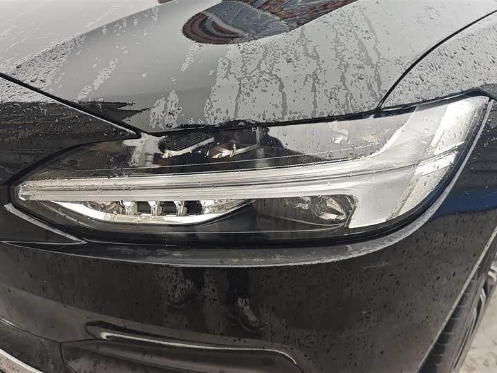 Фото 5 - Volvo S90