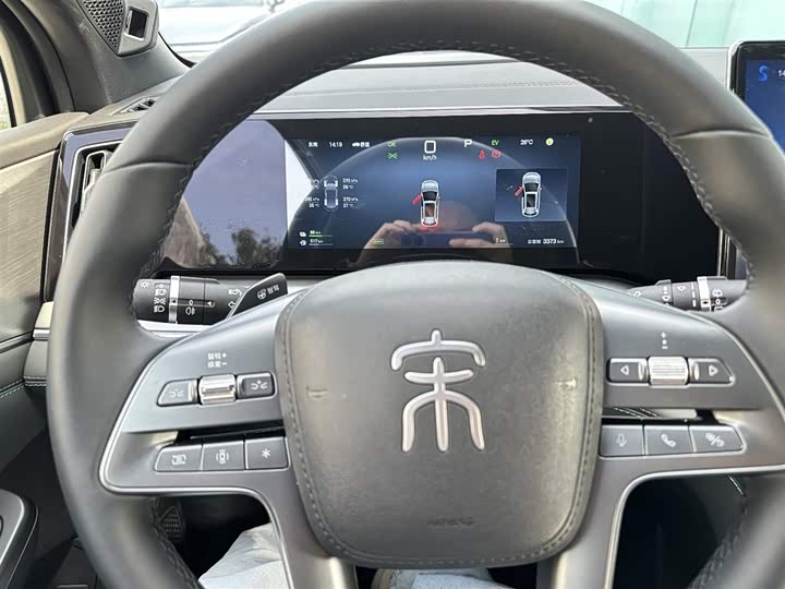 Фото 2 - BYD Song L DM-i Hybrid