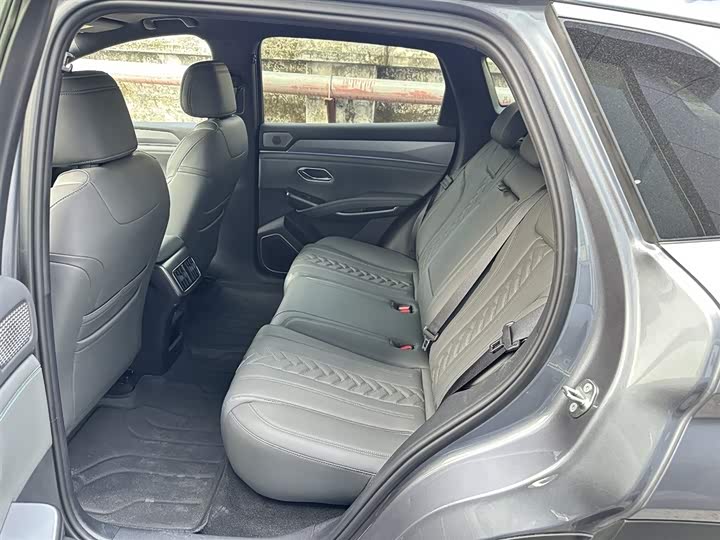 Фото 8 - BYD Song L DM-i Hybrid