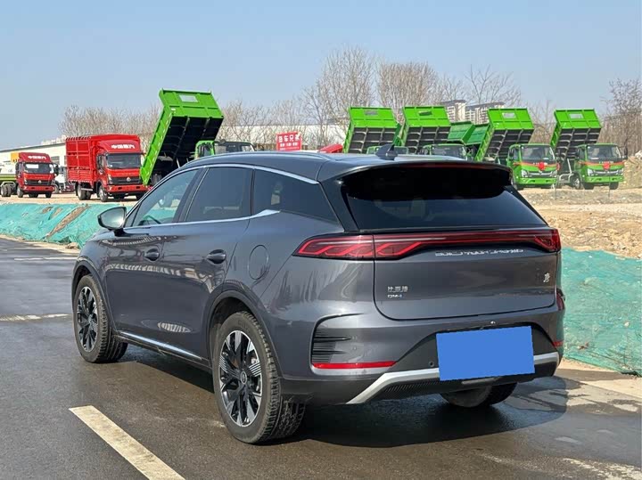 Фото 5 - BYD Tang Hybrid/EV