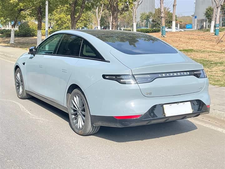 Фото 5 - Leapmotor C01