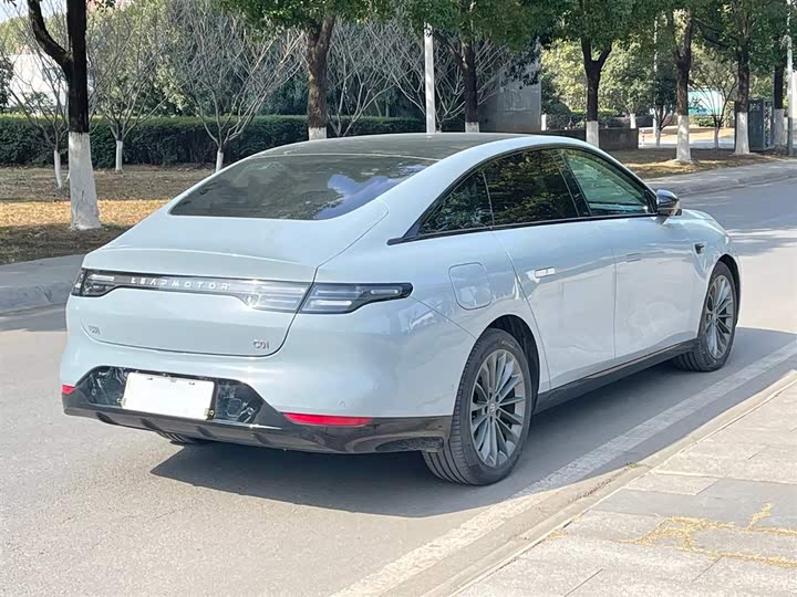 Фото 7 - Leapmotor C01