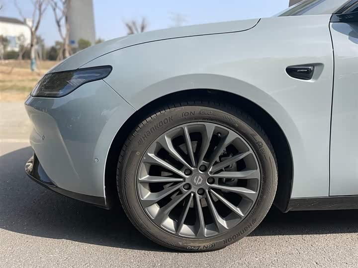 Фото 8 - Leapmotor C01