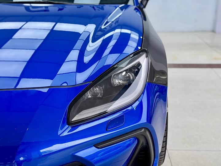 Фото 4 - Subaru BRZ